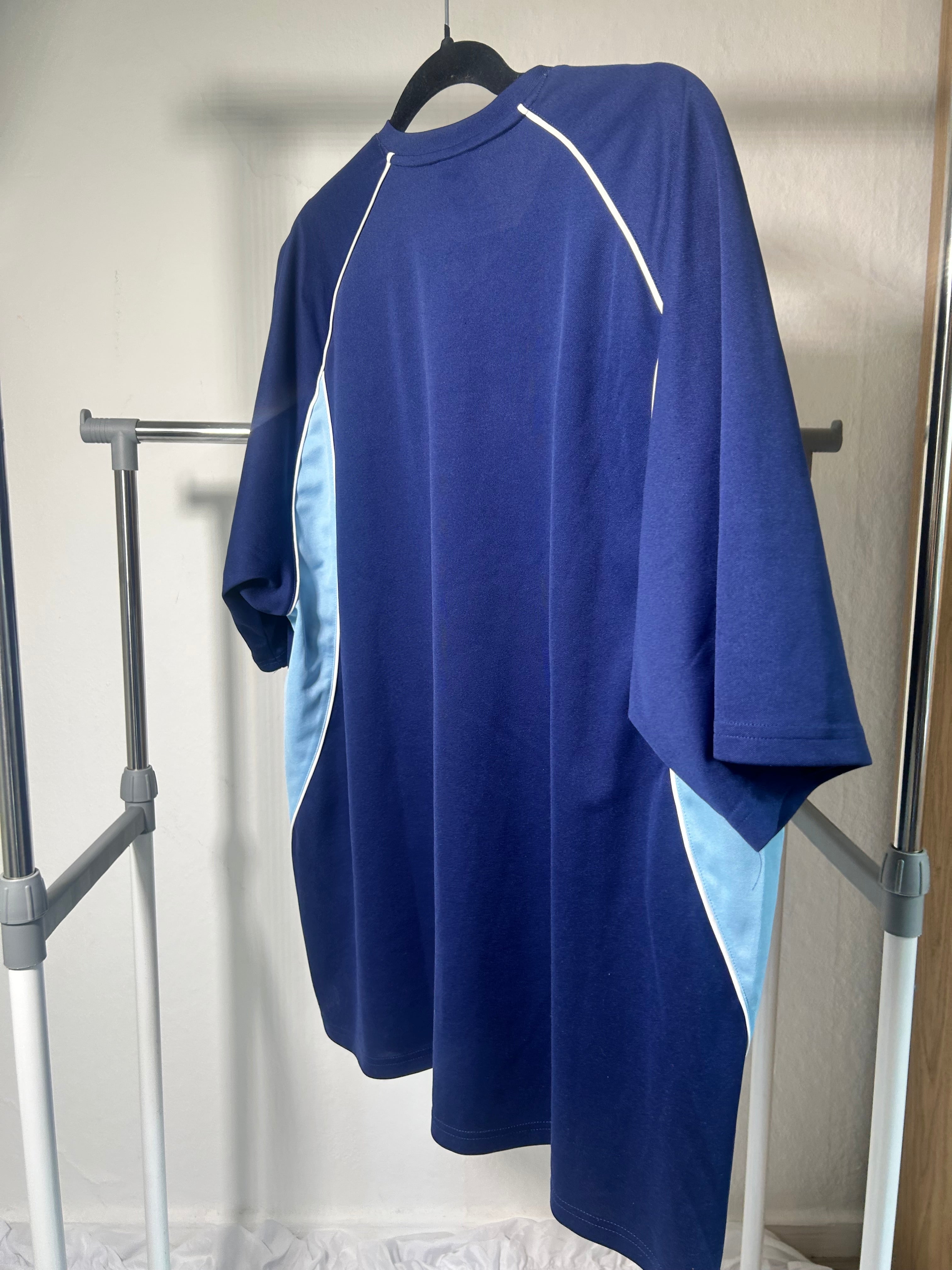Adidas T-Shirt