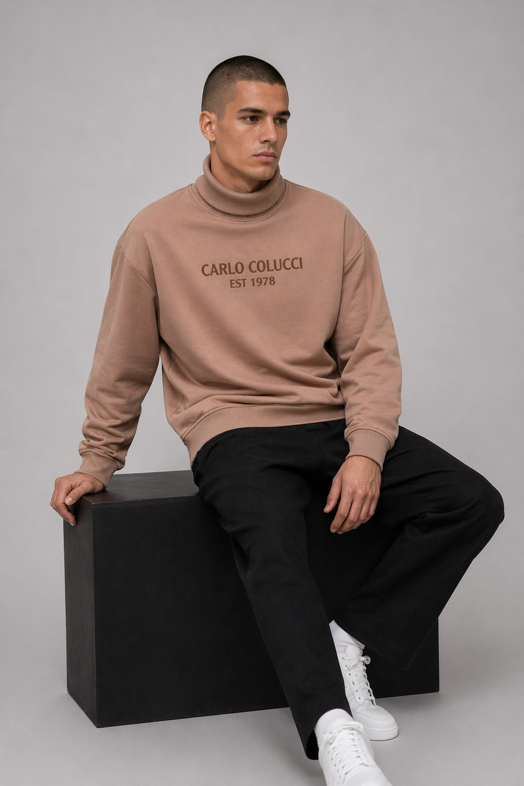 Carlo Colucci Turtleneck Pullover