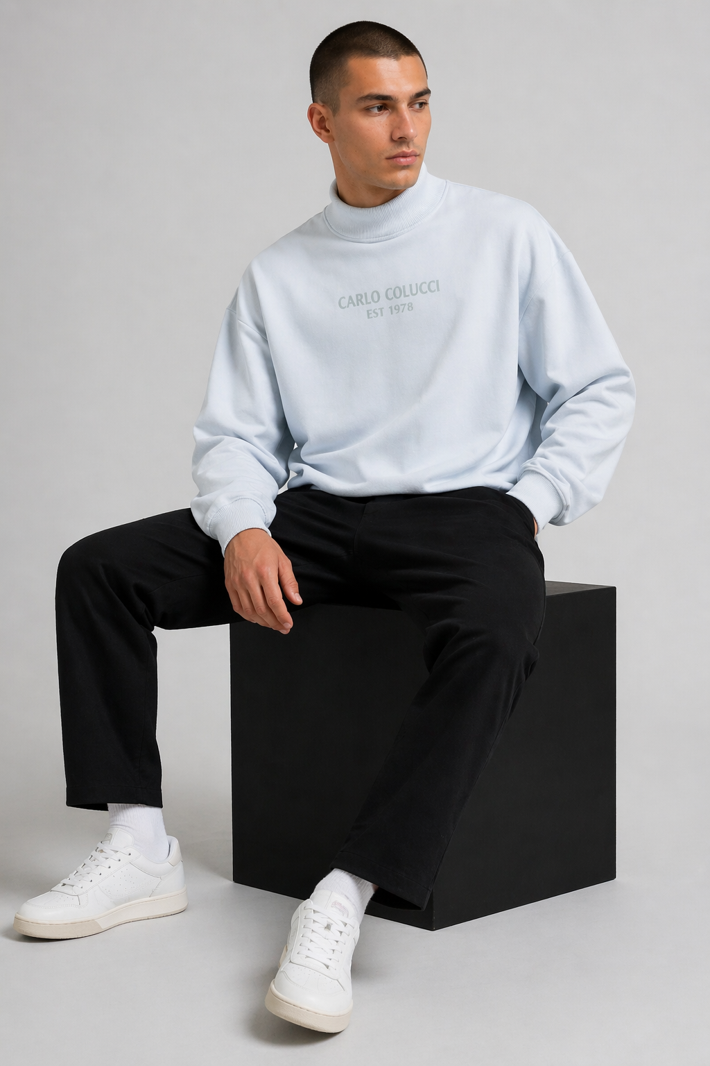 Carlo Colucci Turtleneck Pullover
